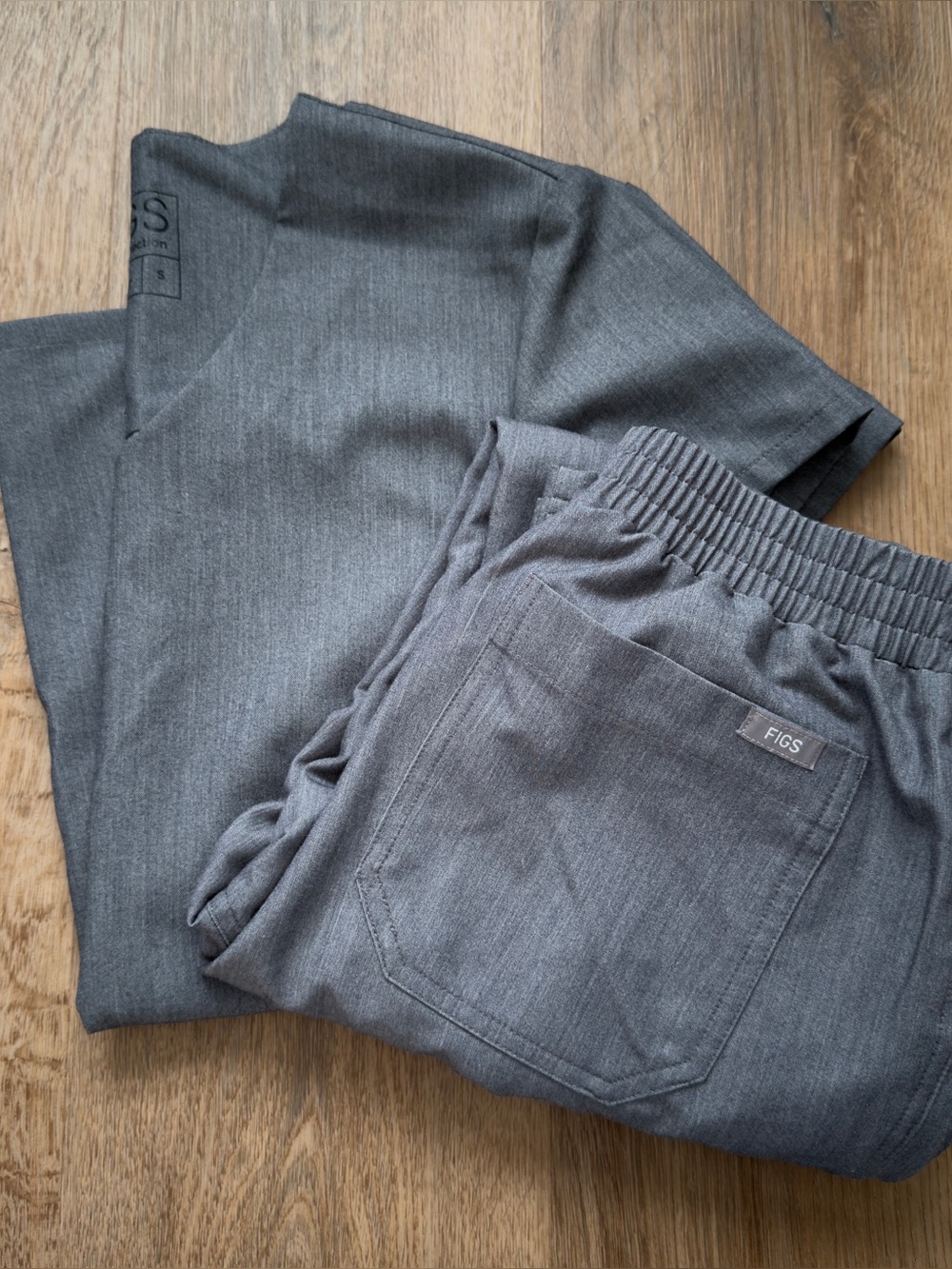 FIGS Gray Scrub Set
